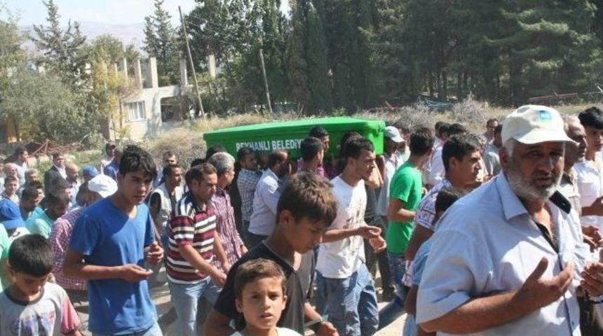 Suriye Sınırında Hayatını Kaybeden Ersözlü'nün Cenazesi Defnedildi