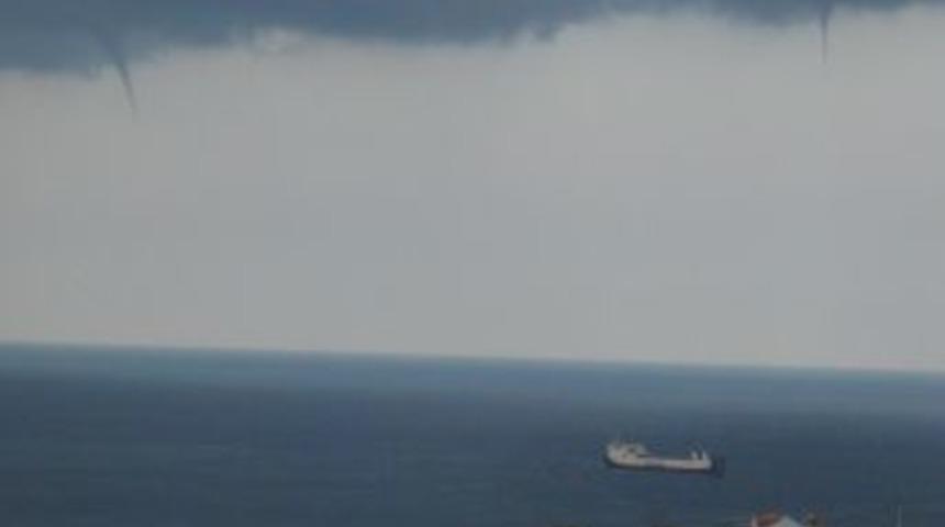 Zonguldak A&ccedil;ıklarında Hortum G&ouml;r&uuml;ld&uuml;