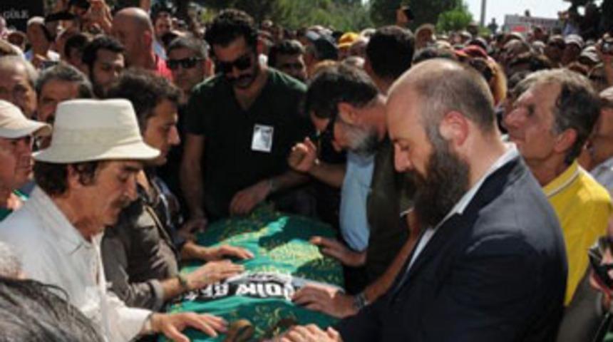 B&uuml;y&uuml;k usta son yolculuğuna uğurlandı