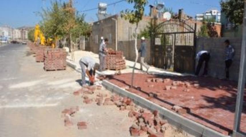 Toki Yolu Parke Taşıyla S&uuml;sleniyor