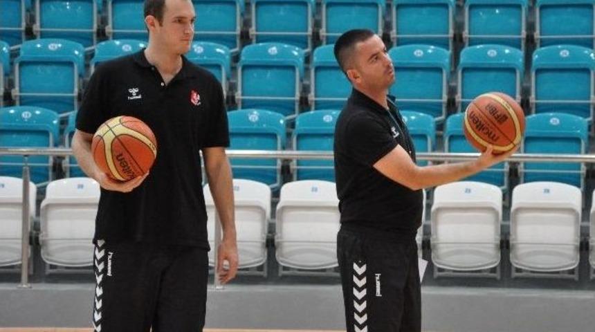 Gs, Bjk Ve Aliağa Petkim Bu Hafta Uşak&rsquo;a Geliyor