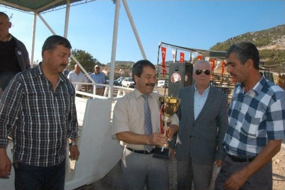 Rahvan Atları Yarıştı