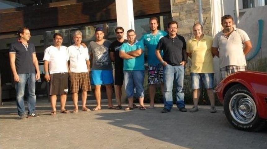 Klasik Otomobiller Fethiye&rsquo;den Ge&ccedil;ti