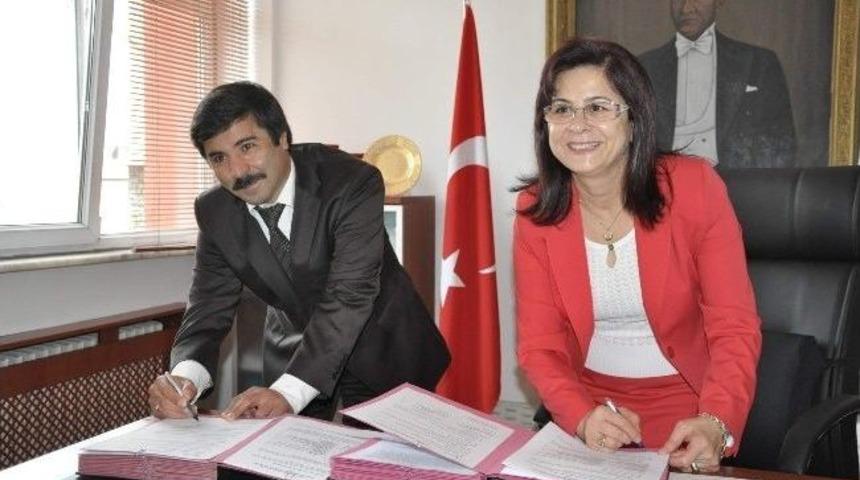 Toplum Yararına &Ccedil;alışma Programı