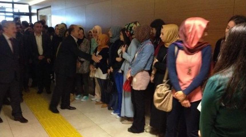 Trabzonlular Başkan G&uuml;mr&uuml;k&ccedil;&uuml;oğlu&rsquo;nu Yalnız Bırakmadı