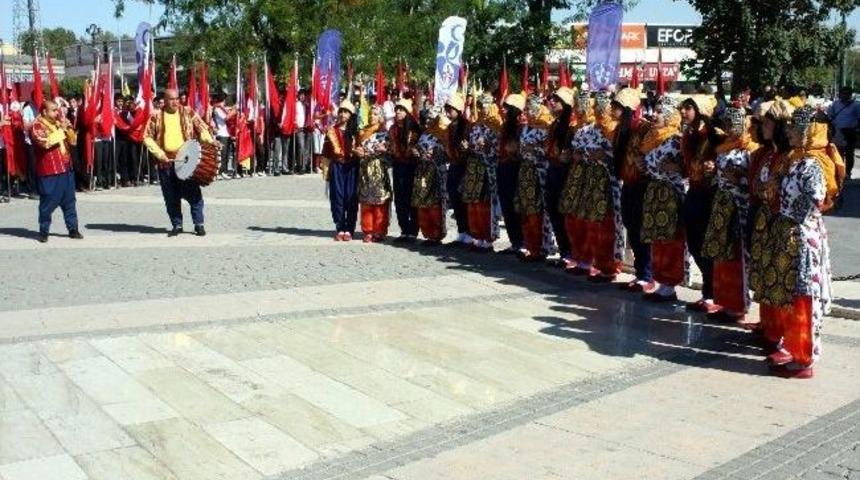 Amat&ouml;rce Y&uuml;r&uuml;d&uuml;ler