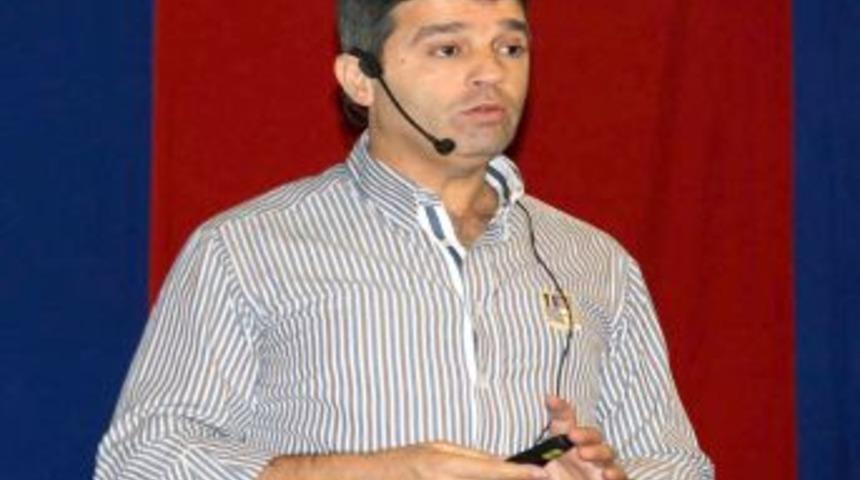 Eğitimci-Yazar Baran: Başarıda Aile I&ccedil;i Iletişim &Ouml;nemli