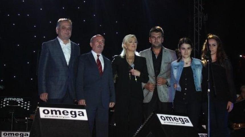 G&uuml;m&uuml;şabad Festivalde Muhteşem Final