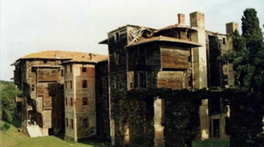 Rum Yetimhanesi&rsquo;nin bilinmeyen ge&ccedil;mişi