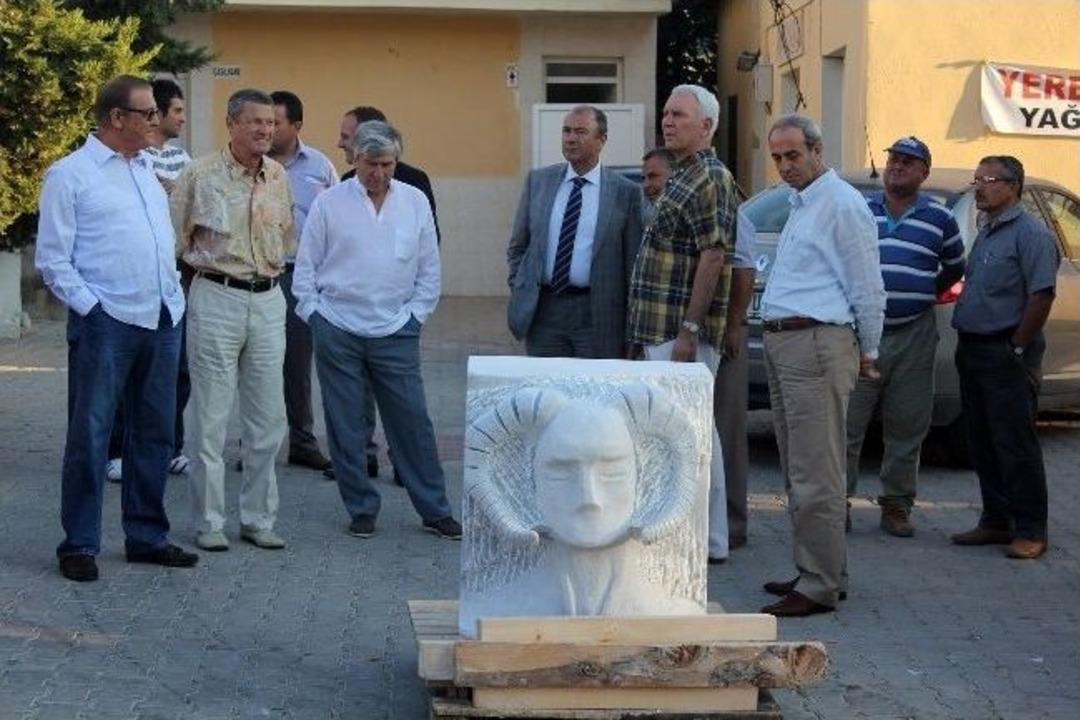 Urla&rsquo;nın Yağcılar K&ouml;y&uuml; Sanat Galerisine D&ouml;nd&uuml;