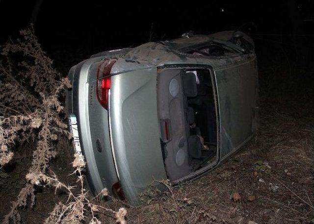 Ambulansa Yol Vermek İsterken Takla Attı