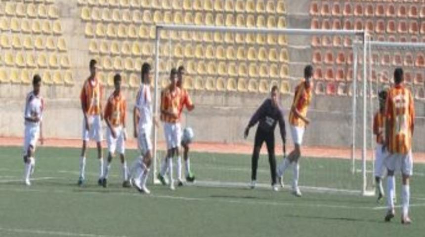 &Ouml;zel Sporcular Futbol Ligi