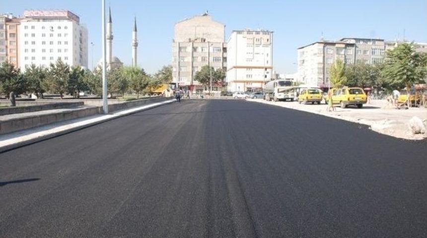 Melikgazi&rsquo;den Yol Yenileme &Ccedil;alışması