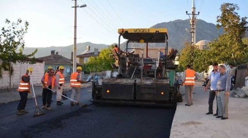 Kargı'da Asfalt &Ccedil;alışmları S&uuml;r&uuml;yor