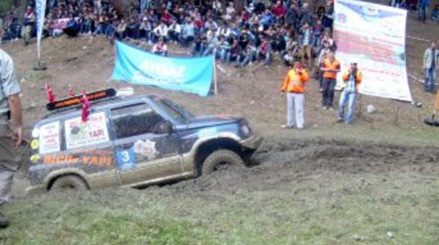Vezirk&ouml;pr&uuml; Of Road Yarışlarını Erol Moral Ve Ahmet Halis Ikilisi Kazandı