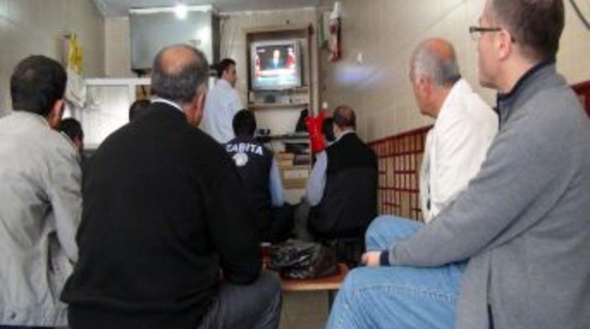 Bitlisliler Demokratikleşme Paketini Heyecanla Dinledi