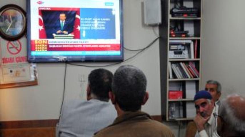 Başbakan'ın Paket A&ccedil;ıklaması Ilgiyle Izlendi