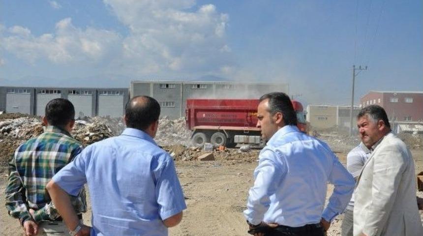 İneg&ouml;l Belediyesi'nden Bayram Temizliği