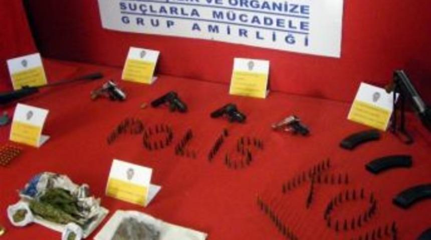 Viranşehir Polisi Su&ccedil;lulara G&ouml;z A&ccedil;tırmıyor