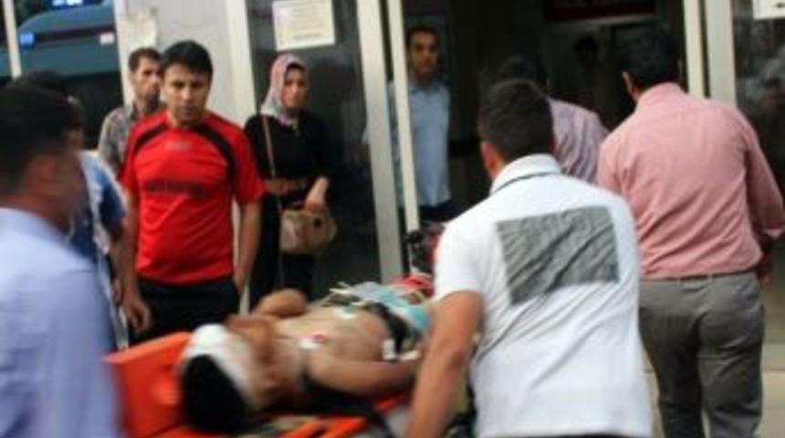 Atın Teptiği &Ccedil;ocuk Ağır Yaralandı