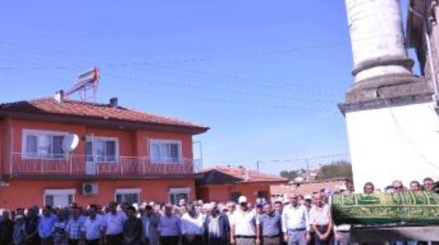 İsmet &Ccedil;etinkaya'nın Acı G&uuml;n&uuml;