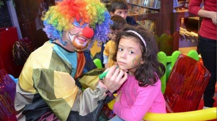 Minikler, &lsquo;mini Club&rsquo;ta Eğlendi