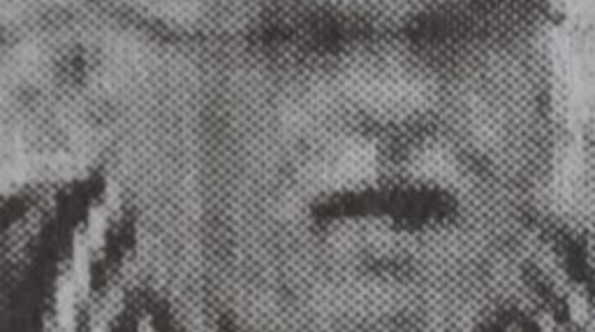 Trakt&ouml;r&uuml;n Altında Kalan K&ouml;yl&uuml; &Ouml;ld&uuml;