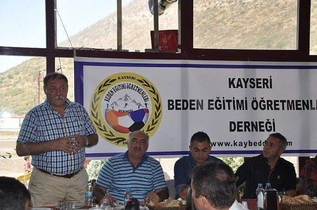 Kaybedder Üyeleri Kahvaltıda Bir Araya Geldi