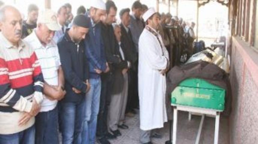 G&uuml;&ccedil;l&uuml; Ailesinin Acı G&uuml;n&uuml;