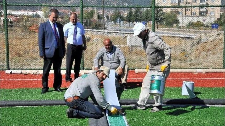 Akşehir Sentetik &Ccedil;im Sahaya Kavuşuyor