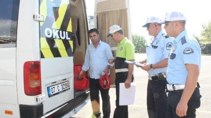 Alanya'da Okul Servisleri Denetlendi