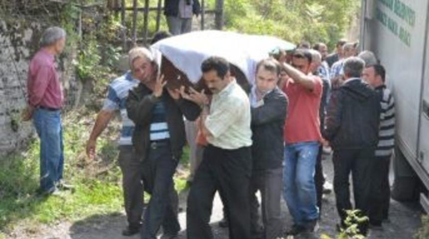 &Ouml;nce Eşini &Ouml;ld&uuml;rd&uuml; Sonra İntihar Etti