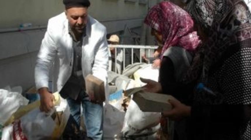 Toprağa G&ouml;m&uuml;lmek İstenen Kuran-ı Kerimlere Vatandaş Sahip &Ccedil;ıktı