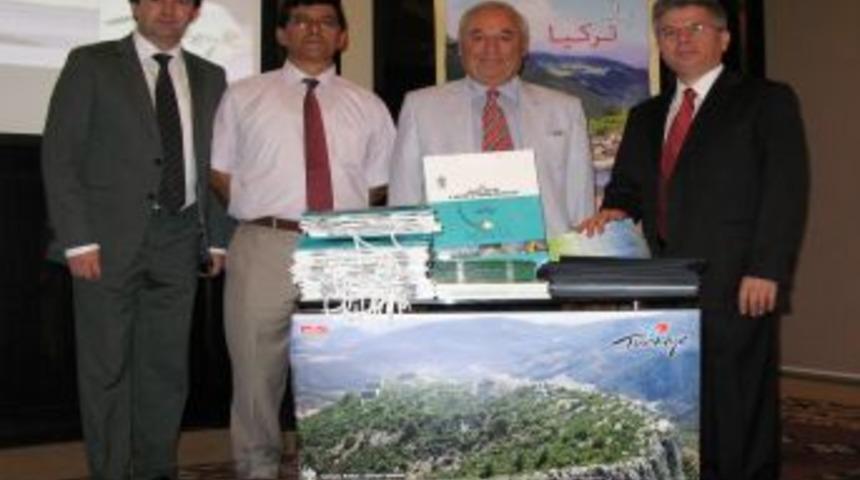 Adana, Dubai&rsquo;de Tanıtıldı