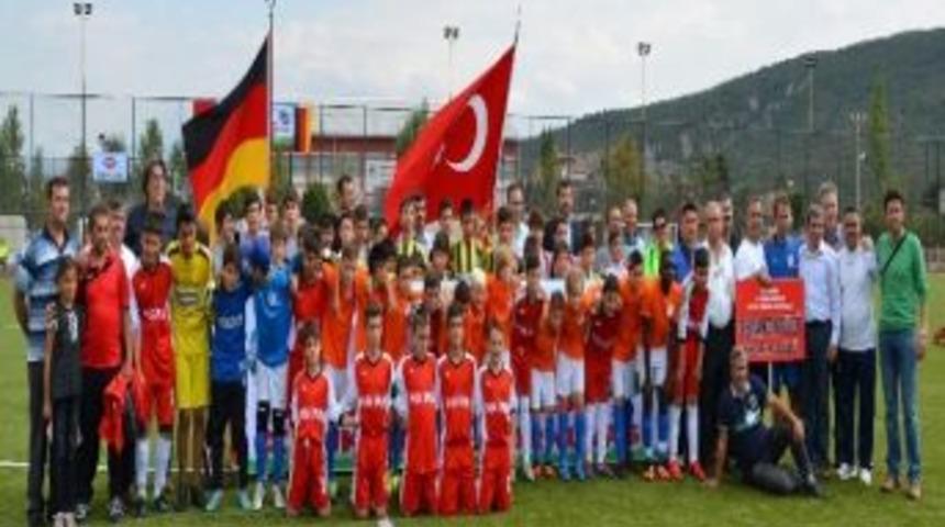 Osmancık&rsquo;ta Uluslararası &Ccedil;ocuk Futbol Turnuvası