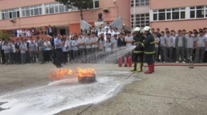 Anadolu Lisesi&rsquo;nde Yangın Tatbikatı Yapıldı