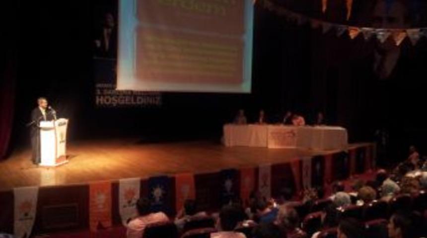 Milletvekili &Uuml;n&uuml;var, Siyasi Deneyimlerini Gen&ccedil;lerle Paylaştı