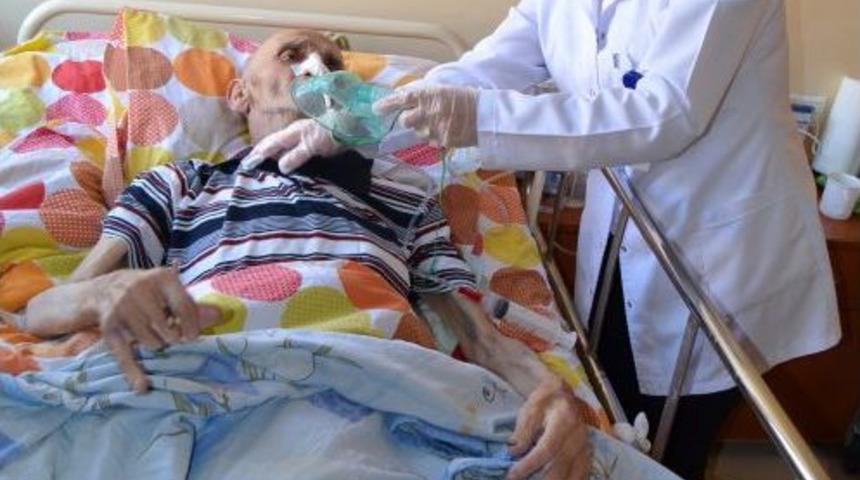 Yaşlı Adam, Aradığını Huzurevinde Buldu