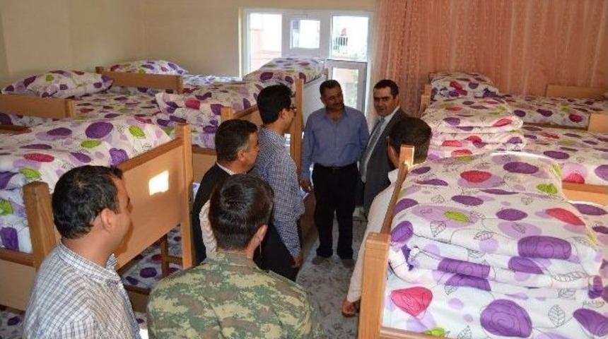 Besni&rsquo;de Hacı Halil-selvi G&ouml;lbaşı &Ouml;ğrenci Yurdu Tamamlandı