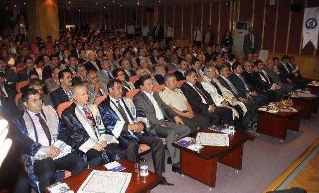 Bü’de 2013-2014 Akademik Yılı Açılış Töreni Yapıldı