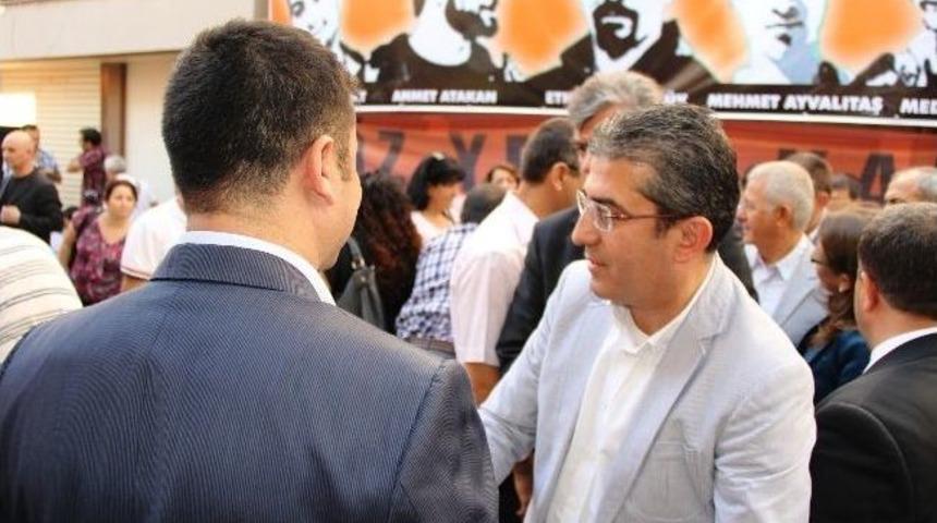 G&uuml;rkan'dan Halkevlerine Destek