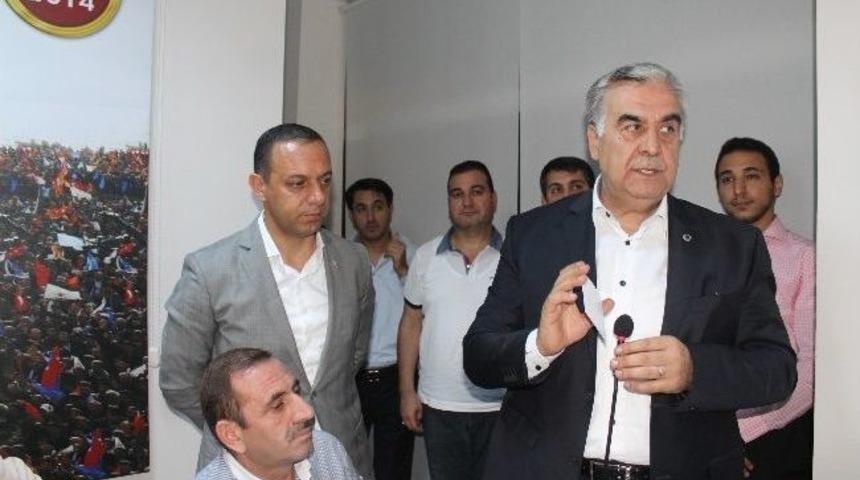 Ak Parti Bayraklı&rsquo; Dan Birlik Mesajı
