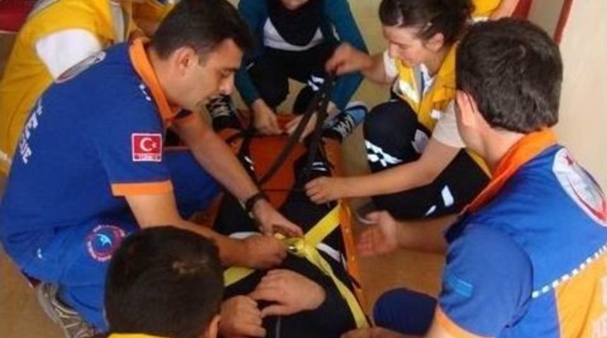 Sağlık Meslek Lisesi &Ouml;ğrencileri Umke Hakkında Bilgilendirildi