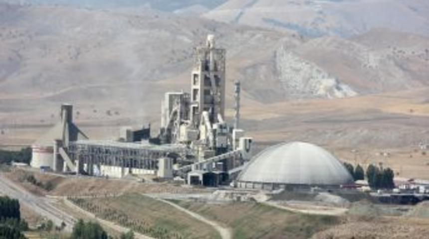 Aşkale &Ccedil;imento Zirvede