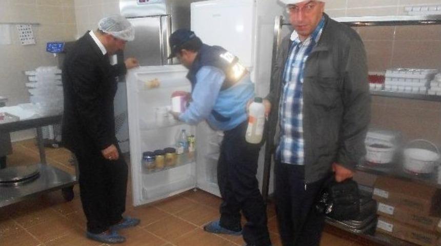 Zabıta Ekipleri İmalathaneleri Denetledi