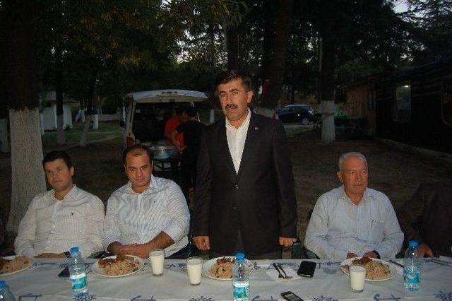 Ak Parti&rsquo;de Birlik Toplantısı 3