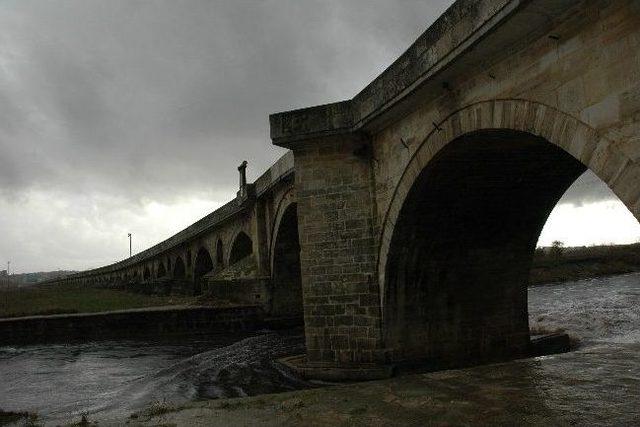 6 Asırlık K&ouml;pr&uuml; Restore Edilecek 2