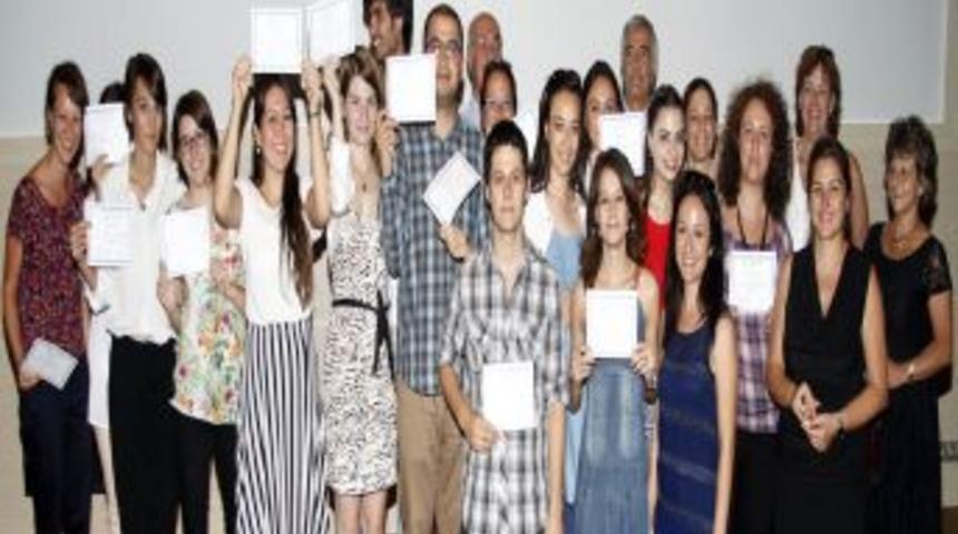 Geleceğin Liderleri Gediz &Uuml;niversitesi'nde Buluştu