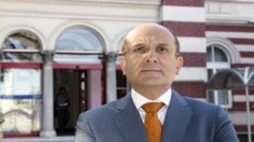 Prof. Dr. Kadıoğlu, T&uuml;rkiye Hastanesi'nde