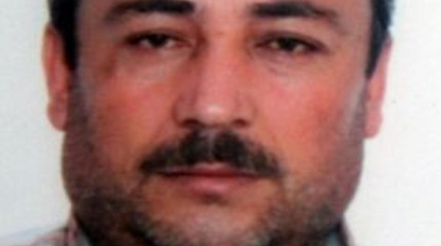 Oğlunun d&uuml;ğ&uuml;n&uuml;nde kalbi durdu